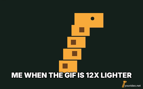 Esempio di GIF meme creata con YouVideo: una giraffa arancione che annuisce, con la didascalia ME WHEN THE GIF IS 12X LIGHTER